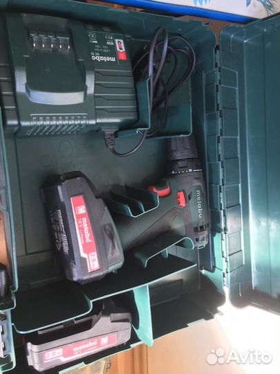 Дрель шуруповерт аккумуляторная Metabo BS 18