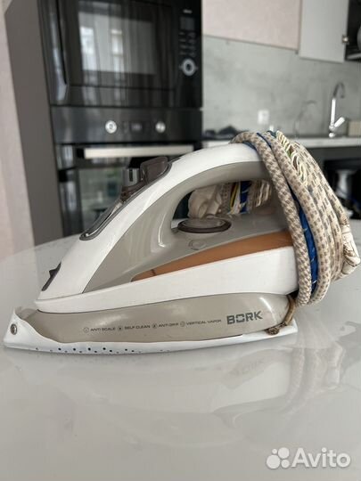 Утюг bork