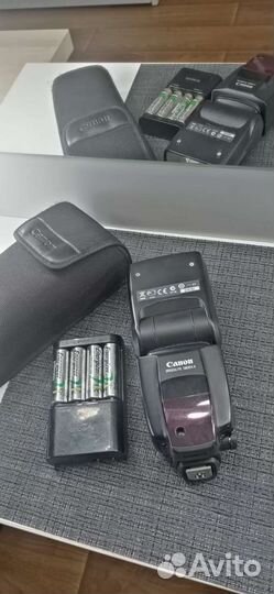 Вспышка камеры Canon SpeedLite 580EX II