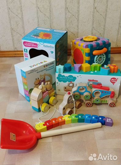 Игрушки для малышей. Машинки