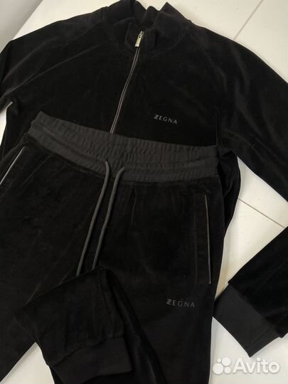 Спортивный костюм мужской новый