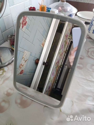 Зеркало для макияжа с led-подсветкой