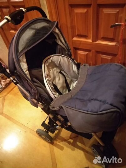 Прогулочная коляска зимняя