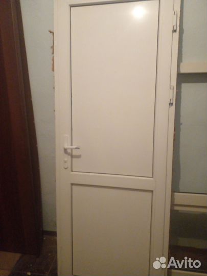 Двери пластиковые бу