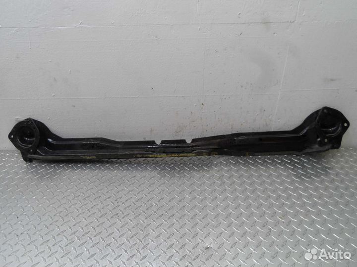 Распорка стоек Ford Escape 3 AV6116H004AAC