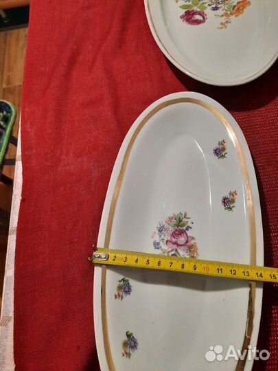 Овальные блюда и круглое большое блюдо