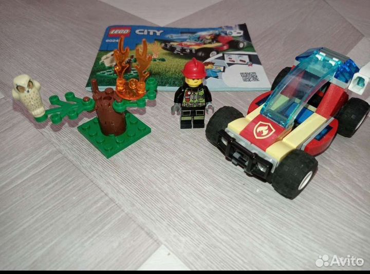 Lego City много пожарных наборов