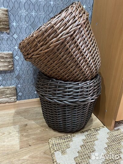 Кашпо из искусственного ротанга