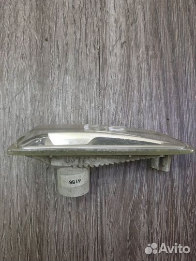 Повторитель поворота передний левый Opel Astra K