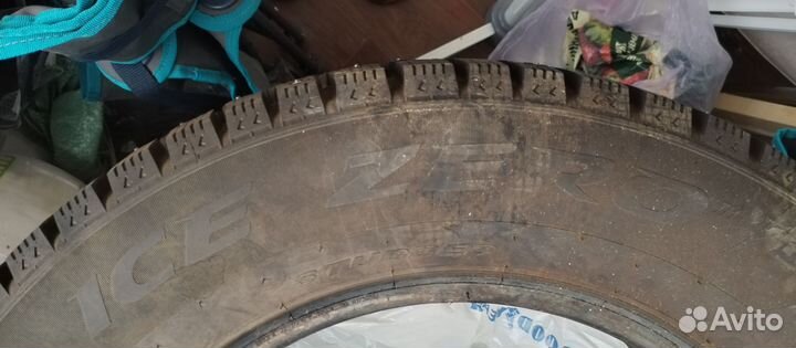 Pirelli Ice Zero 225/65 R17