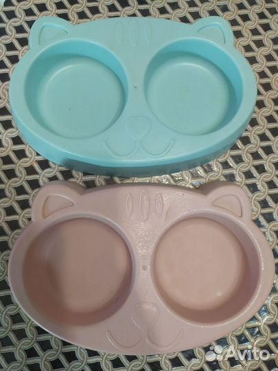 Миски для кошек и собак