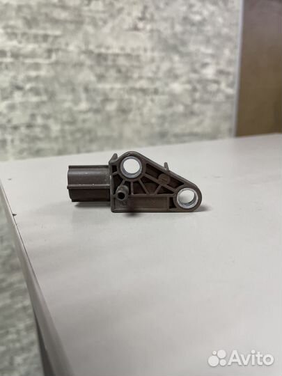 Датчик удара передний Ауди А6 С6