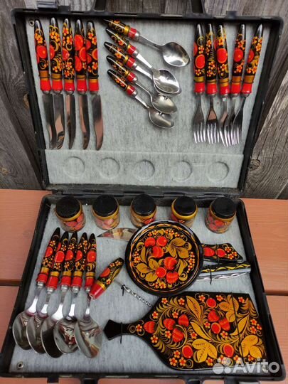 Набор столовых приборов хохлома в кейсе
