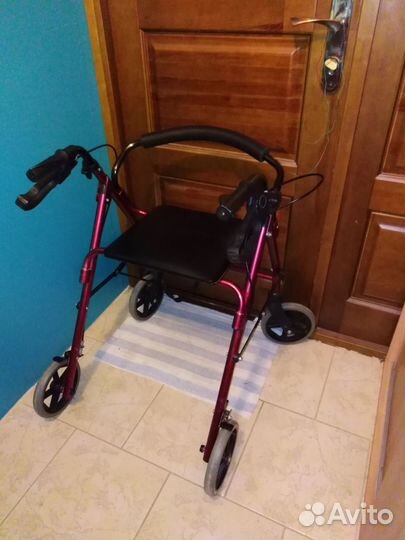 Ходунки для взрослых на колесах