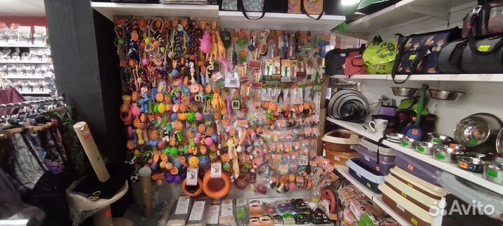 Игрушки для кошек и собак