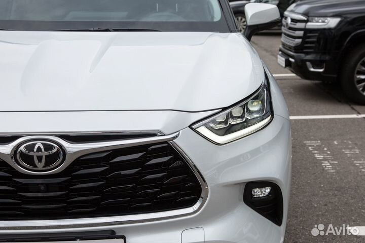 Toyota Highlander 2.0 AT, 2023