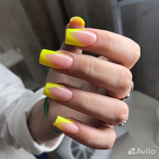 Маникюр, педикюр Красноярск