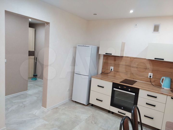 2-к. квартира, 48 м², 6/17 эт.