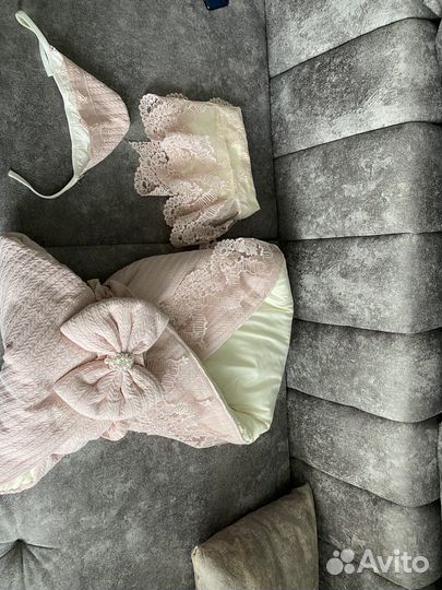 Конверт на выписку для девочки