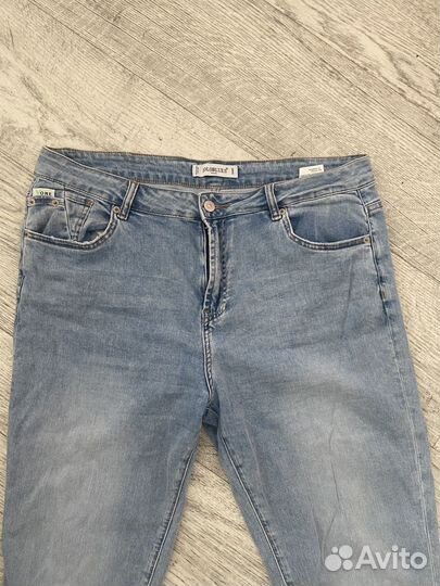 Джинсы+ кофточка размер 52/54