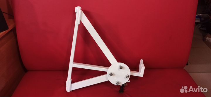 Кронштейн запасного колеса Лада Ларгус