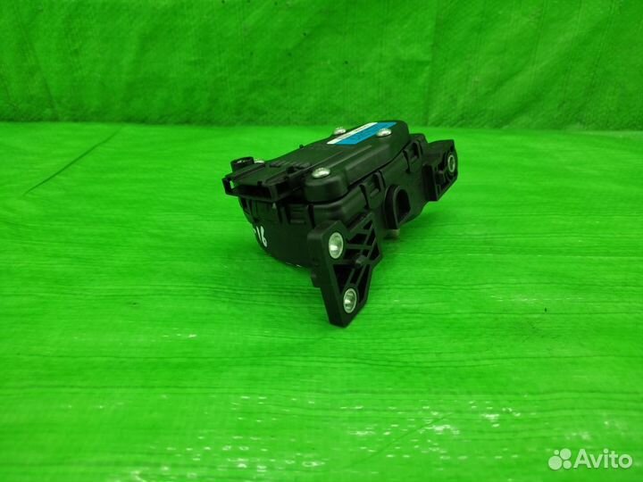 Педаль газа дизель VW Touareg 02-10 / Q7 05-15