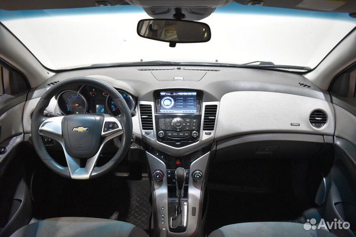 Chevrolet Cruze 1.6 AT, 2010, 163 124 км