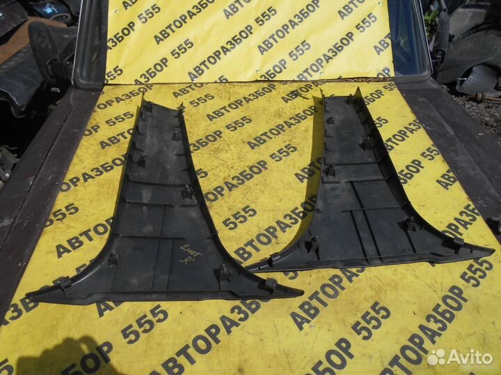 Обшивка стойки для Nissan Note (E11) 2006-2013