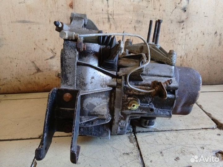 МКПП (механическая коробка переключения передач) Mitsubishi Carisma