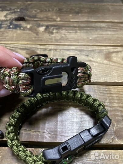 Браслет из паракорда