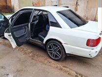 Audi A6 2.0 MT, 1994, 415 632 км, с пробегом, цена 215 000 руб.