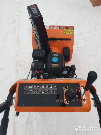 Снегоуборщик бензиновый 7 л.с+акб12В