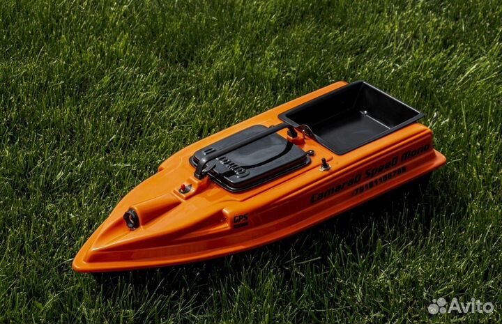 Прикормочный карповый кораблик CamaraD Mono