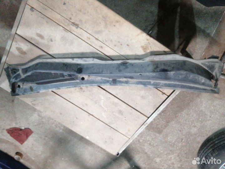 Жабо Opel Astra H седан 1.8 2007