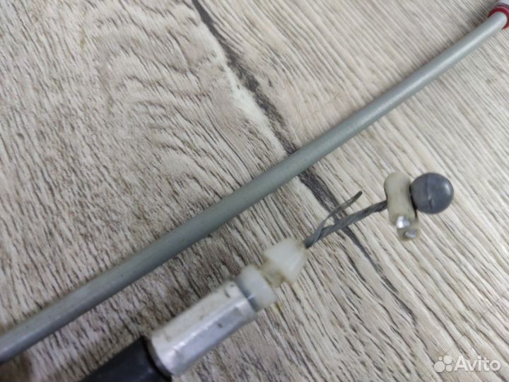 Ручка открывания багажника бензобака Carina E