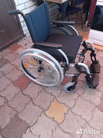 Коляска инвалидная