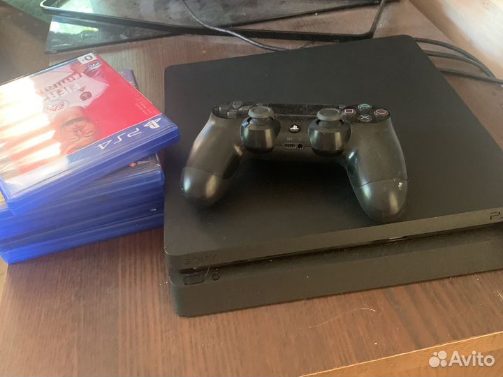 Sony PS4 slim 1tb