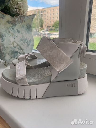 Босоножки United Nude