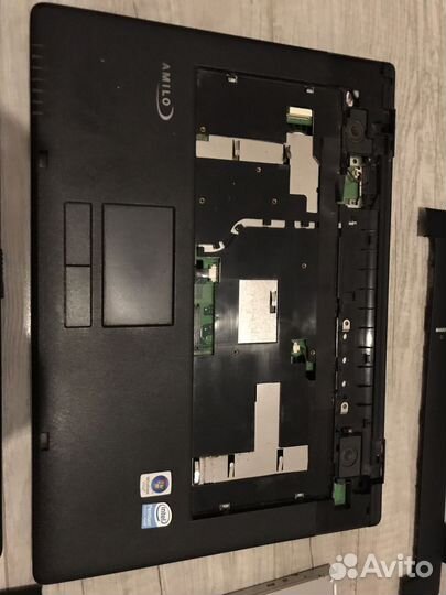 Ноутбук fujitsu siemens Amilo Li 2727 по запчастям