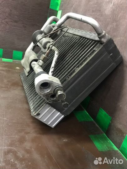 Испаритель кондиционера Mitsubishi Montero Sport