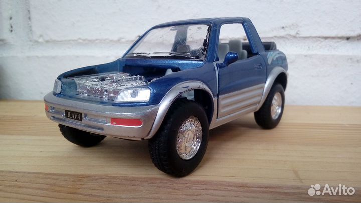Toyota RAV4 Kinsmart 1/32 (2 штуки)