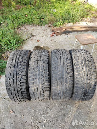 Kumho 722 215/60 R16