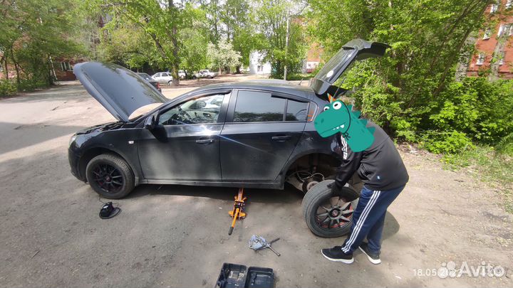 Выездной ремонт грузовой техники. Помощь на дороге