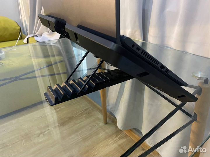 Подставка для ноутбука с вентиляторами