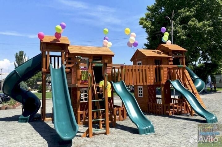 Детская площадка с установкой