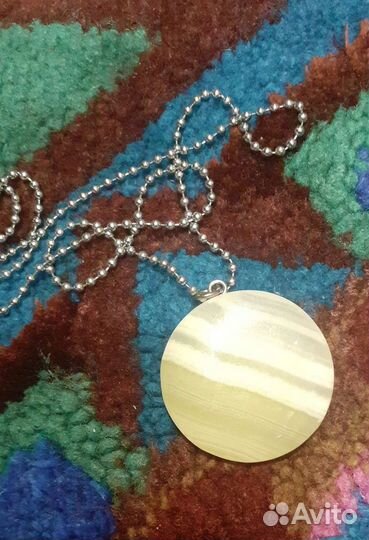 Кулон. Редкий волнистый агат