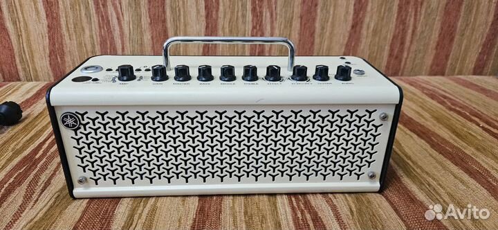Комбоусилитель Yamaha THR10 II