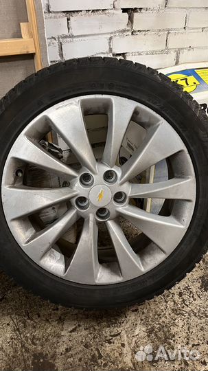 R18 Hankook I'Pike RW11 215/55, PCD 5x105 DIA 56.6