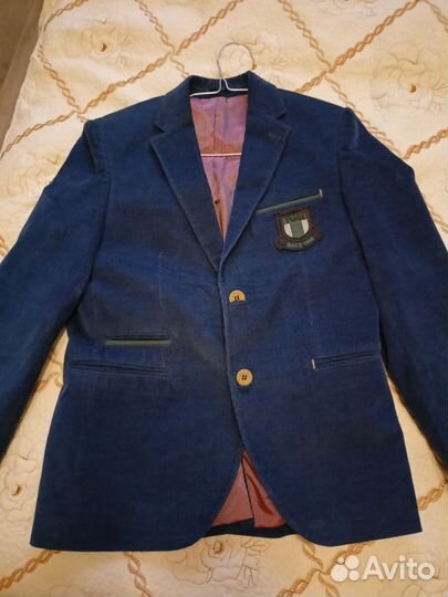 Стильный пиджак для мальчика