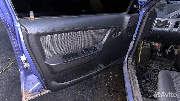 Дэу Нексия 2 1.6 v 16 в разборе запчасти